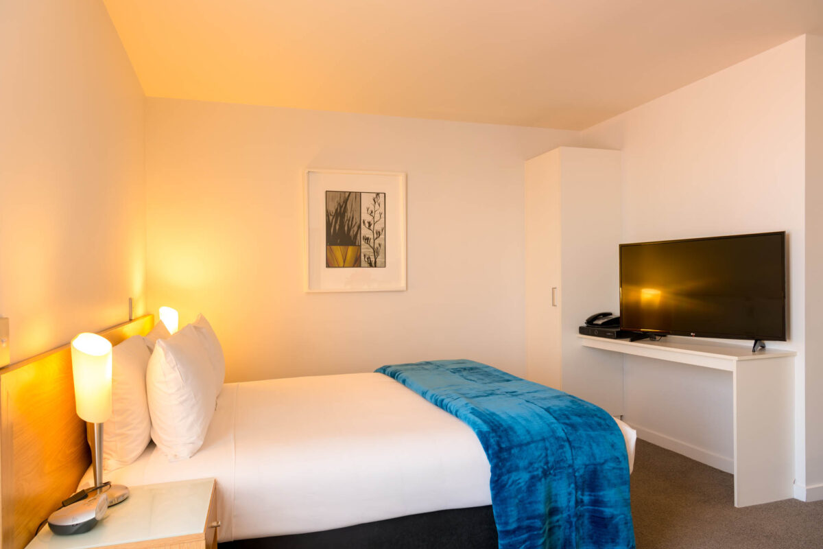 Astelia Apartment Hotel, Wellington, NZ Astelia Apartment Hotel, 156 Willis Street, Wellington 6011, New Zealand. Photo credit: Stephen A’Court. COPYRIGHT ©Stephen A’Court