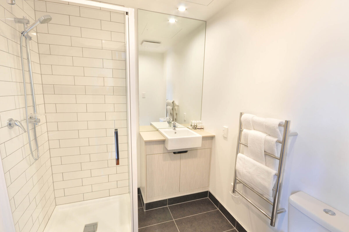 Bathroom - Boulcott Suites Executive Studio North Tower Bathroom - Boulcott Suites Executive Studio North Tower