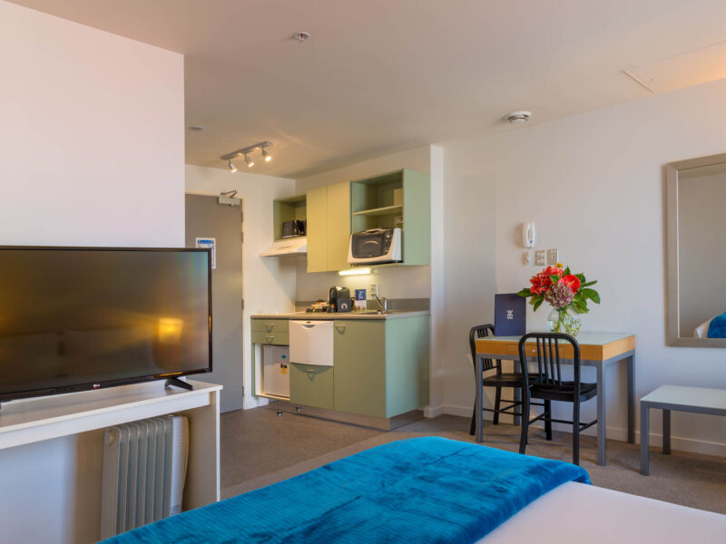 Astelia Apartment Hotel, Wellington, NZ Astelia Apartment Hotel, 156 Willis Street, Wellington 6011, New Zealand. Photo credit: Stephen A’Court. COPYRIGHT ©Stephen A’Court